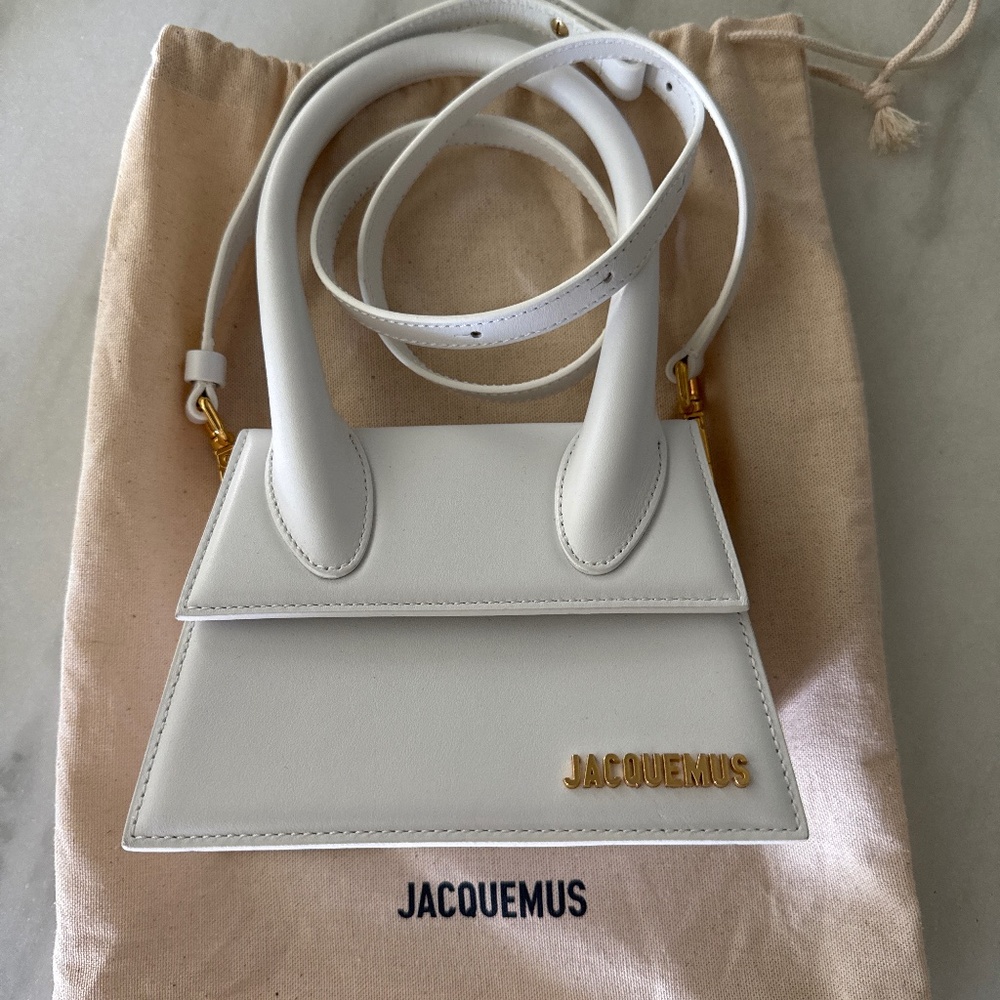Jacquemus Le Chiquito Moyen
